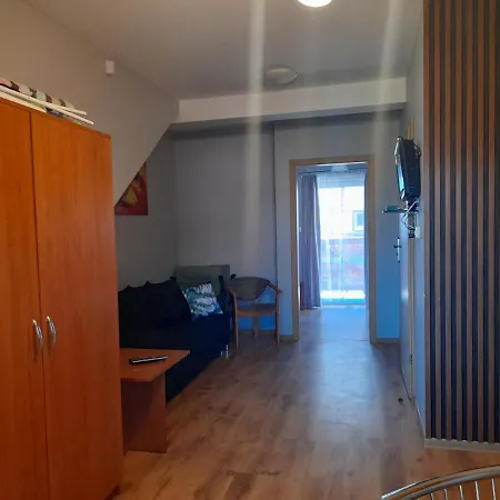 Apartament Pod Debami *
