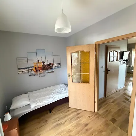 Apartament Pod Debami Rowy (Pomerania)