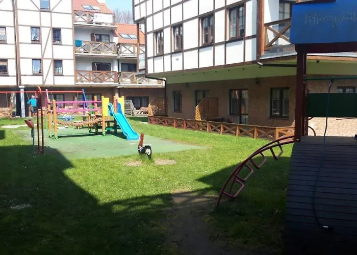 Pod Debami Apartamento *